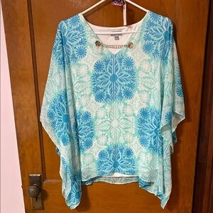 16 - JM Collection Aqua and White Floral Tunic